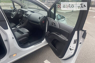 Минивэн Opel Meriva 2010 в 