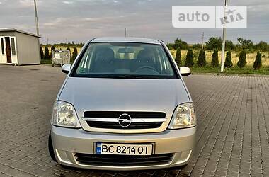 Минивэн Opel Meriva 2004 в Городке