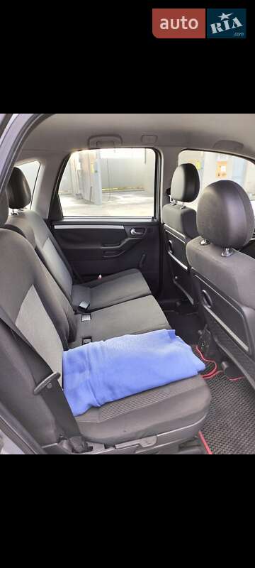 Микровэн Opel Meriva 2003 в Луцке
