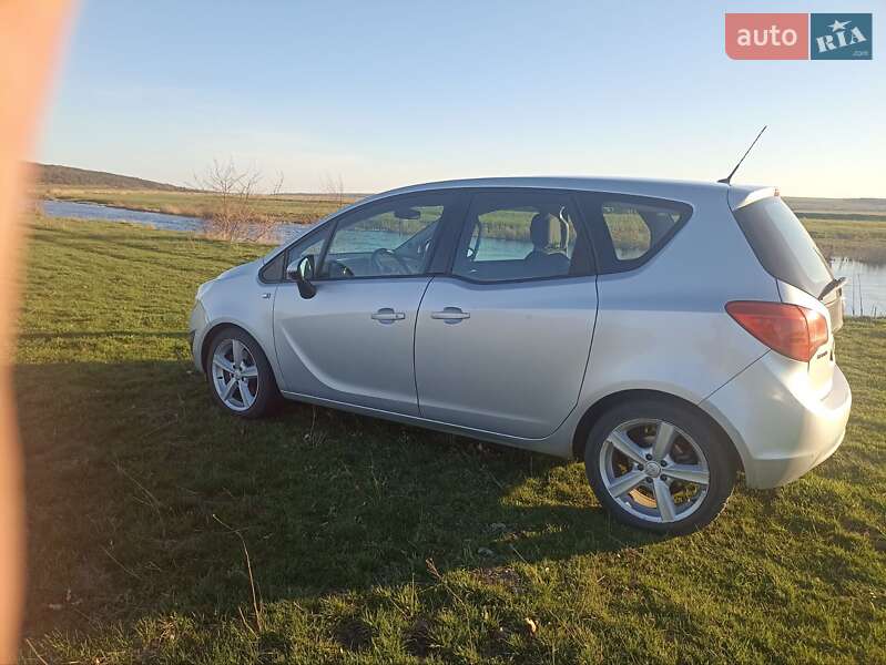 Мікровен Opel Meriva 2012 в Миколаєві