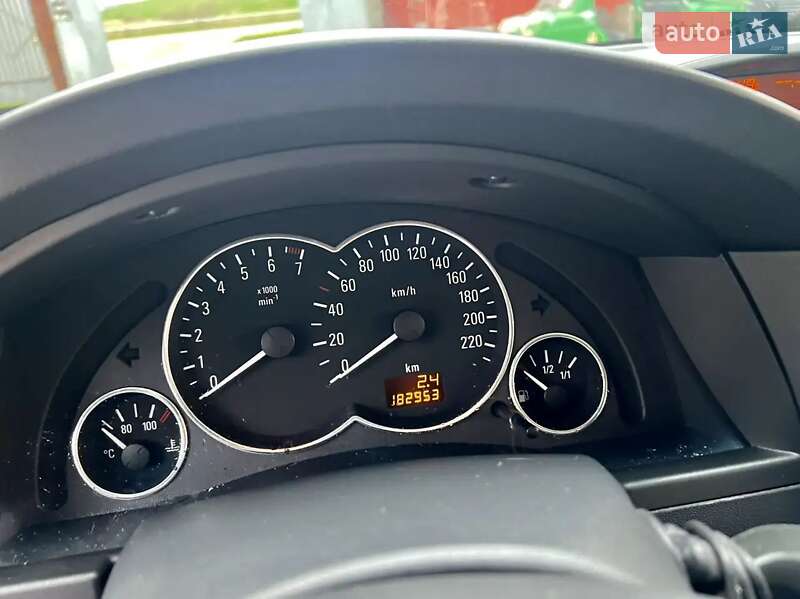 Микровэн Opel Meriva 2005 в Нововолынске