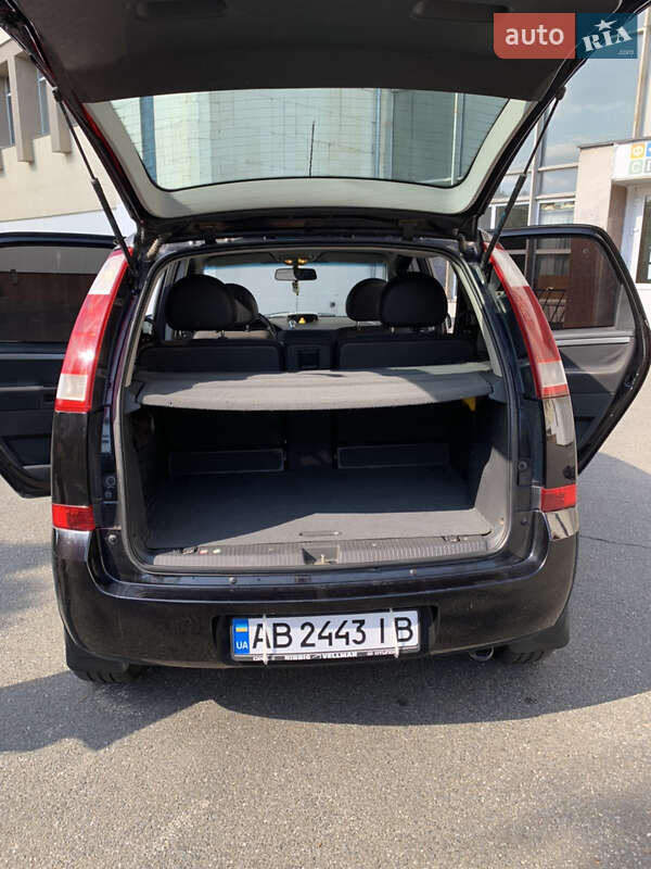 Микровэн Opel Meriva 2004 в Киеве