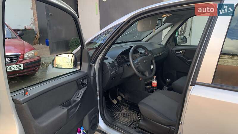 Мікровен Opel Meriva 2010 в Полтаві