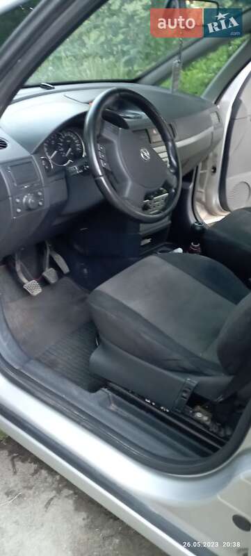 Микровэн Opel Meriva 2005 в Виннице