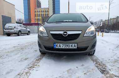 Микровэн Opel Meriva 2011 в Киеве