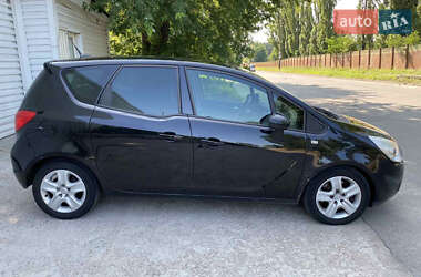 Микровэн Opel Meriva 2010 в Киеве