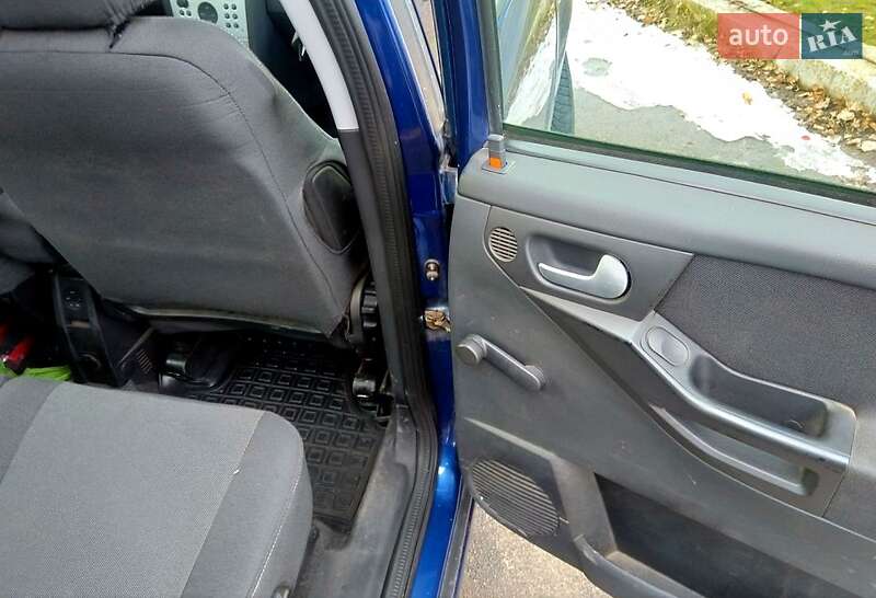 Мікровен Opel Meriva 2004 в Харкові