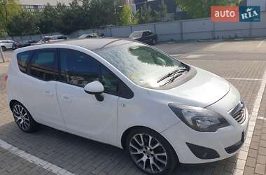 Микровэн Opel Meriva 2011 в Луцке