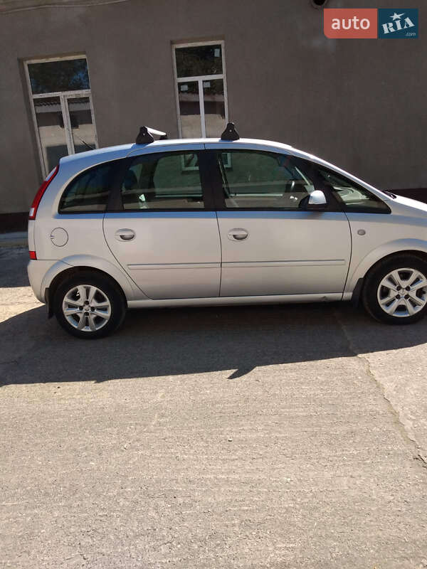 Мікровен Opel Meriva 2003 в Івано-Франківську