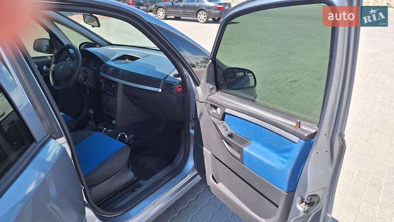 Мікровен Opel Meriva 2004 в Кременчуці