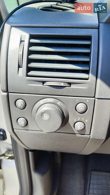 Мікровен Opel Meriva 2009 в Києві