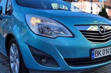 Микровэн Opel Meriva 2011 в Ровно