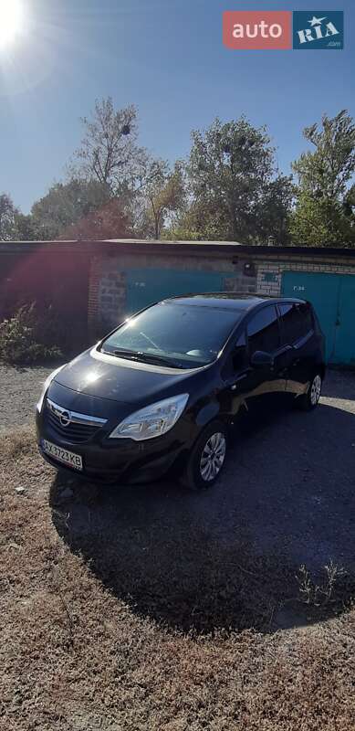 Opel Meriva 2010
