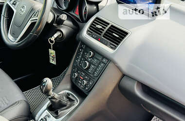 Микровэн Opel Meriva 2011 в 