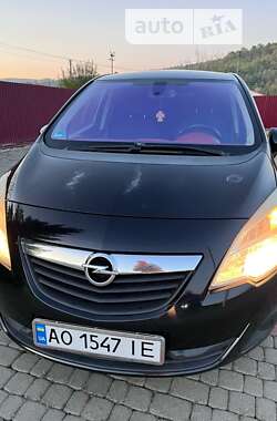 Мікровен Opel Meriva 2010 в Хусті