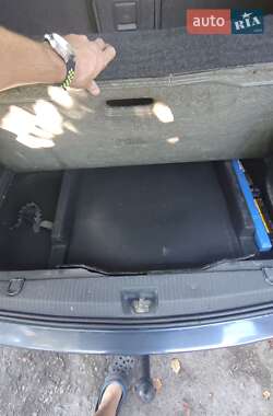 Мікровен Opel Meriva 2010 в 