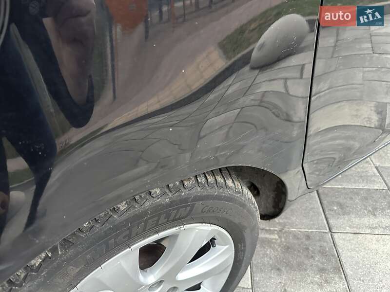 Микровэн Opel Meriva 2011 в Киеве