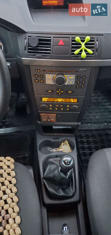 Микровэн Opel Meriva 2009 в Киеве фото 10 Микровэн Opel Meriva 2009 в Киеве