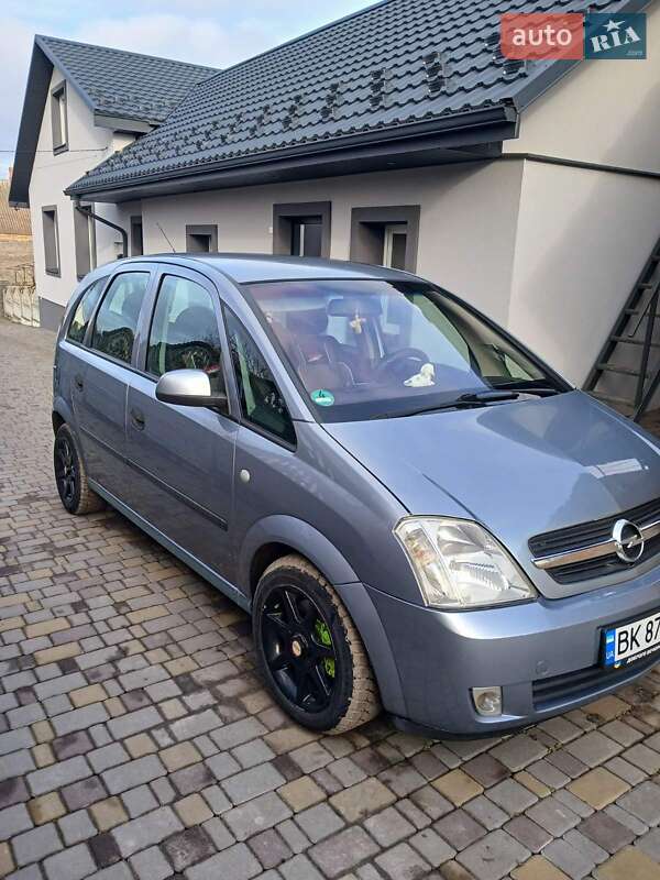 Микровэн Opel Meriva 2004 в 
