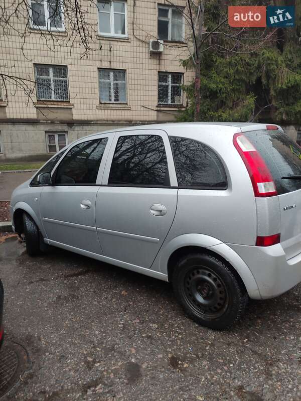 Микровэн Opel Meriva 2005 в Киеве