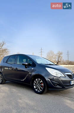 Микровэн Opel Meriva 2010 в 