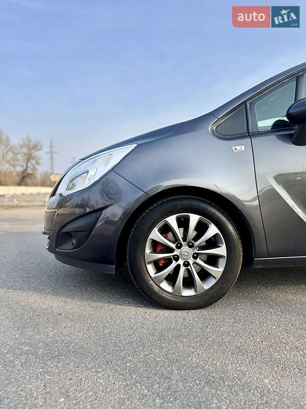 Мікровен Opel Meriva 2010 в Кременчуці