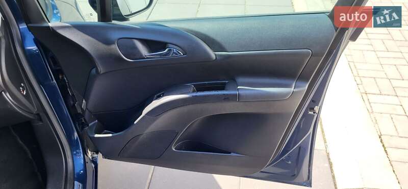 Мікровен Opel Meriva 2012 в Луцьку