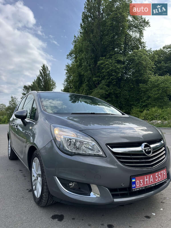 Мікровен Opel Meriva 2015 в Бурштині