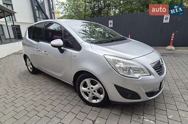 Микровэн Opel Meriva 2011 в Львове