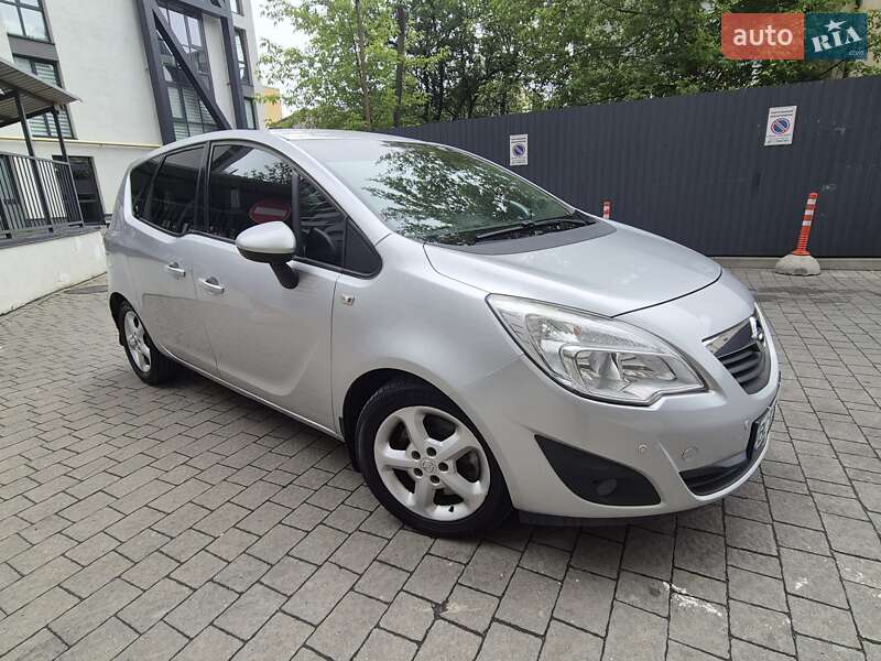 Микровэн Opel Meriva 2011 в 