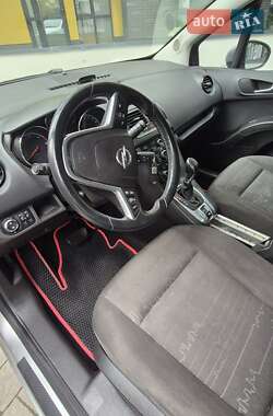 Микровэн Opel Meriva 2011 в 