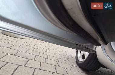 Микровэн Opel Meriva 2011 в 