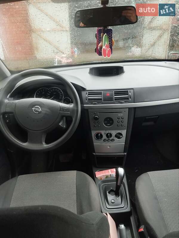 Мікровен Opel Meriva 2004 в Чернівцях