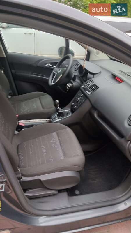 Мікровен Opel Meriva 2011 в Харкові