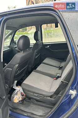 Микровэн Opel Meriva 2004 в 