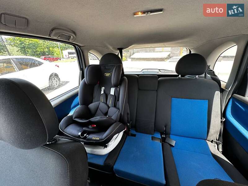 Микровэн Opel Meriva 2004 в Луцке