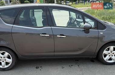 Микровэн Opel Meriva 2011 в 