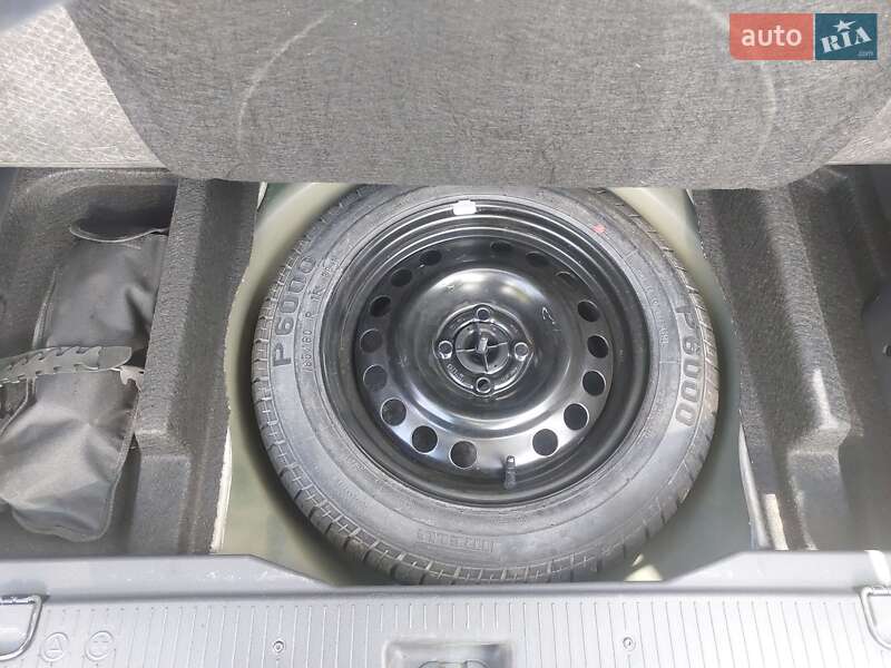 Микровэн Opel Meriva 2010 в Луцке
