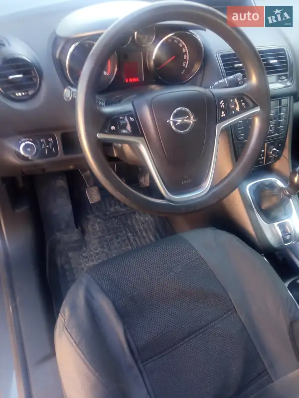 Opel Meriva 2011