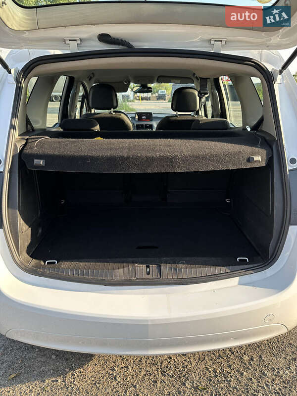 Микровэн Opel Meriva 2014 в Белогородке