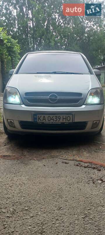 Микровэн Opel Meriva 2004 в Киеве