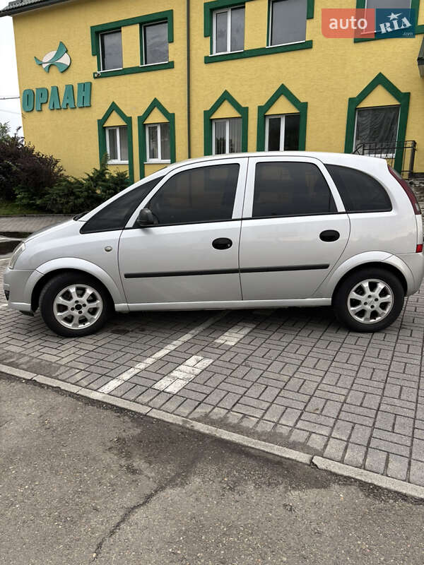 Мікровен Opel Meriva 2010 в Стрию
