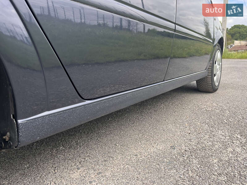 Микровэн Opel Meriva 2009 в Звягеле