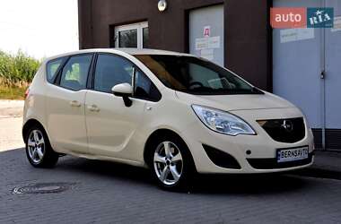 Микровэн Opel Meriva 2012 в Львове