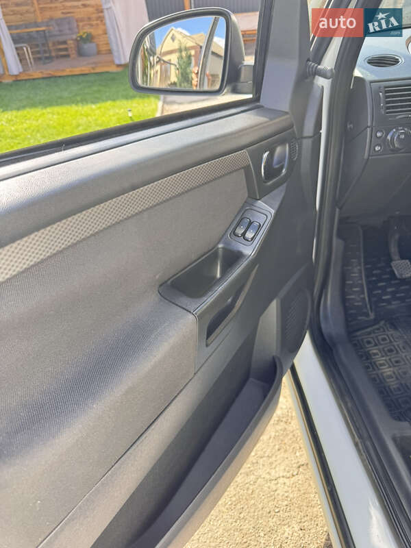 Мікровен Opel Meriva 2007 в Первомайську