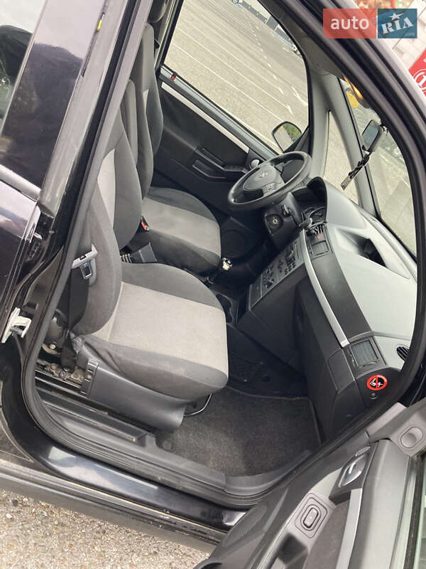 Микровэн Opel Meriva 2005 в Черновцах