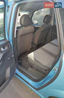 Микровэн Opel Meriva 2004 в  фото 10 Микровэн Opel Meriva 2004 в