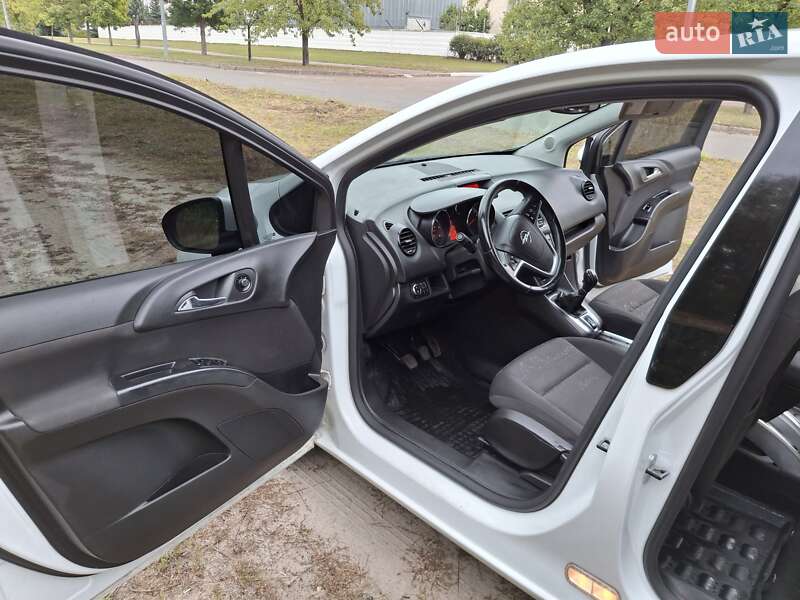 Микровэн Opel Meriva 2011 в Киеве