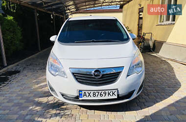 Микровэн Opel Meriva 2013 в 