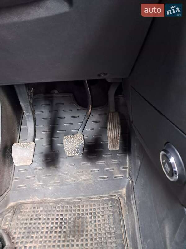 Микровэн Opel Meriva 2005 в Коростене